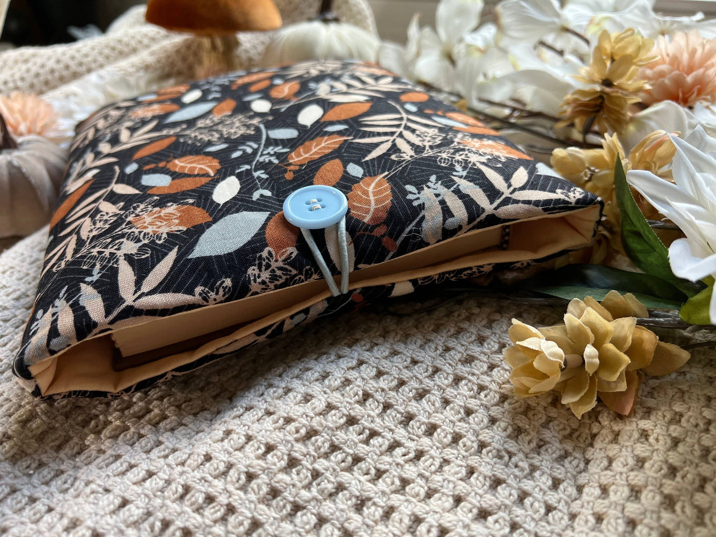 Fall Vintage Leaves Padded Book/Tablet Sleeve