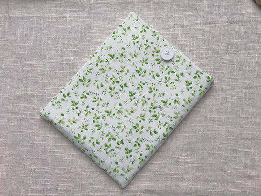 Green Ivy Padded Book/Tablet Sleeve