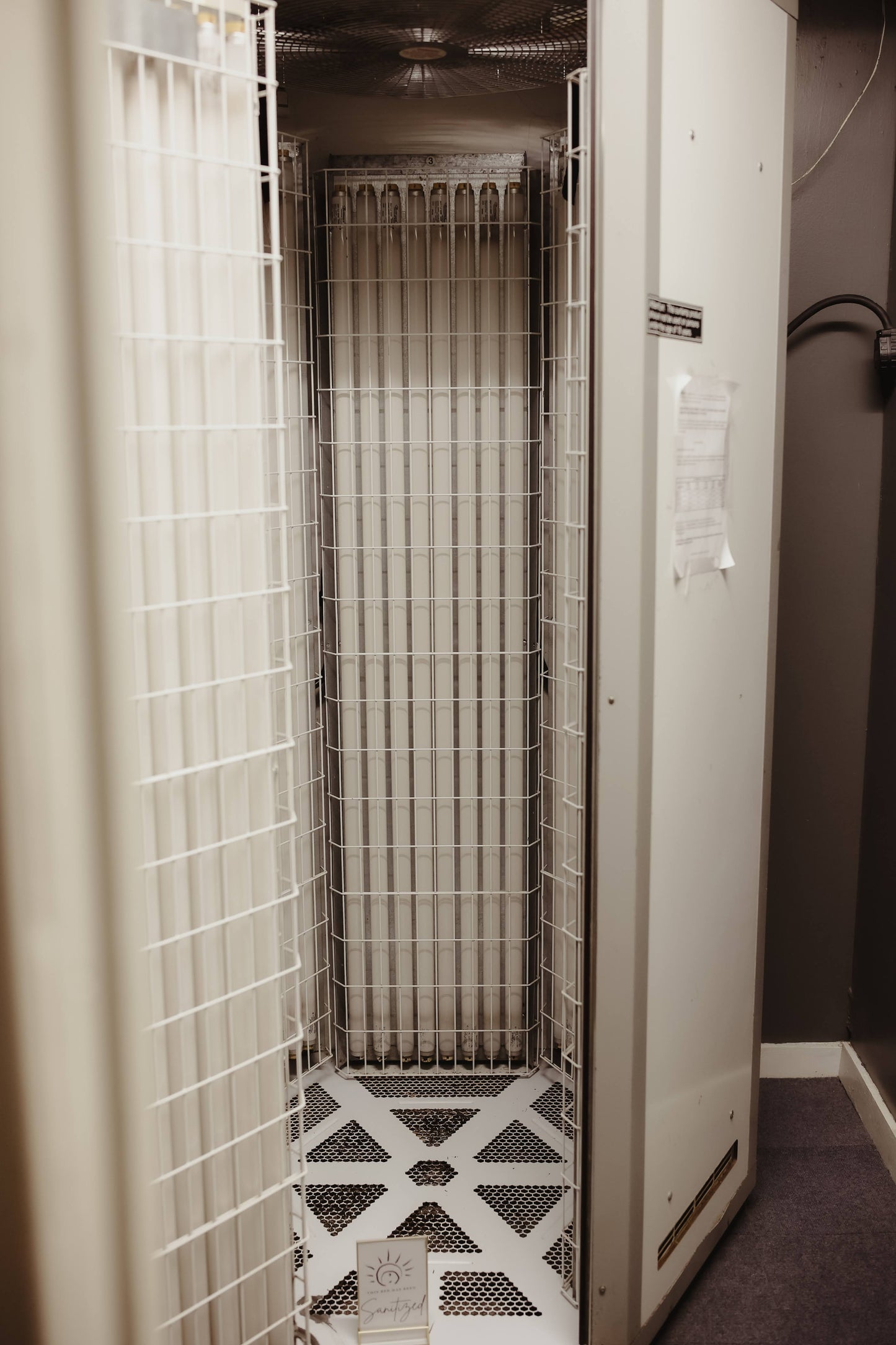 150 Tanning Minutes
