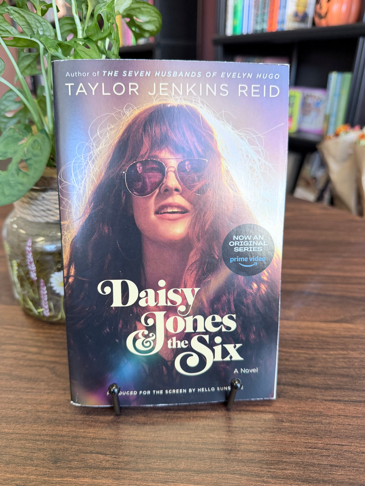 Daisy Jones & the Six by Taylor Jenkins Reid