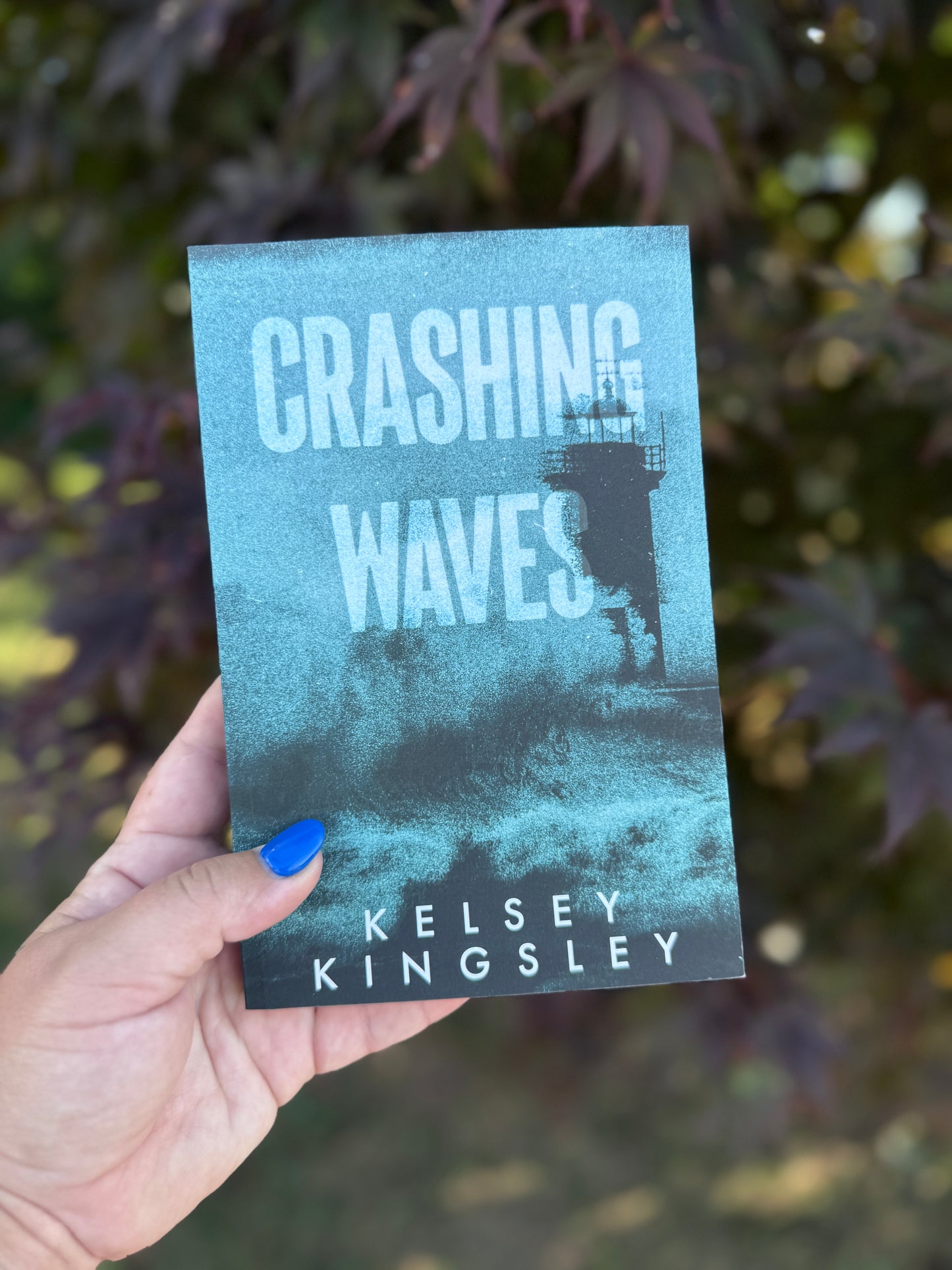 Crashing Waves by Kelsey Kingsley