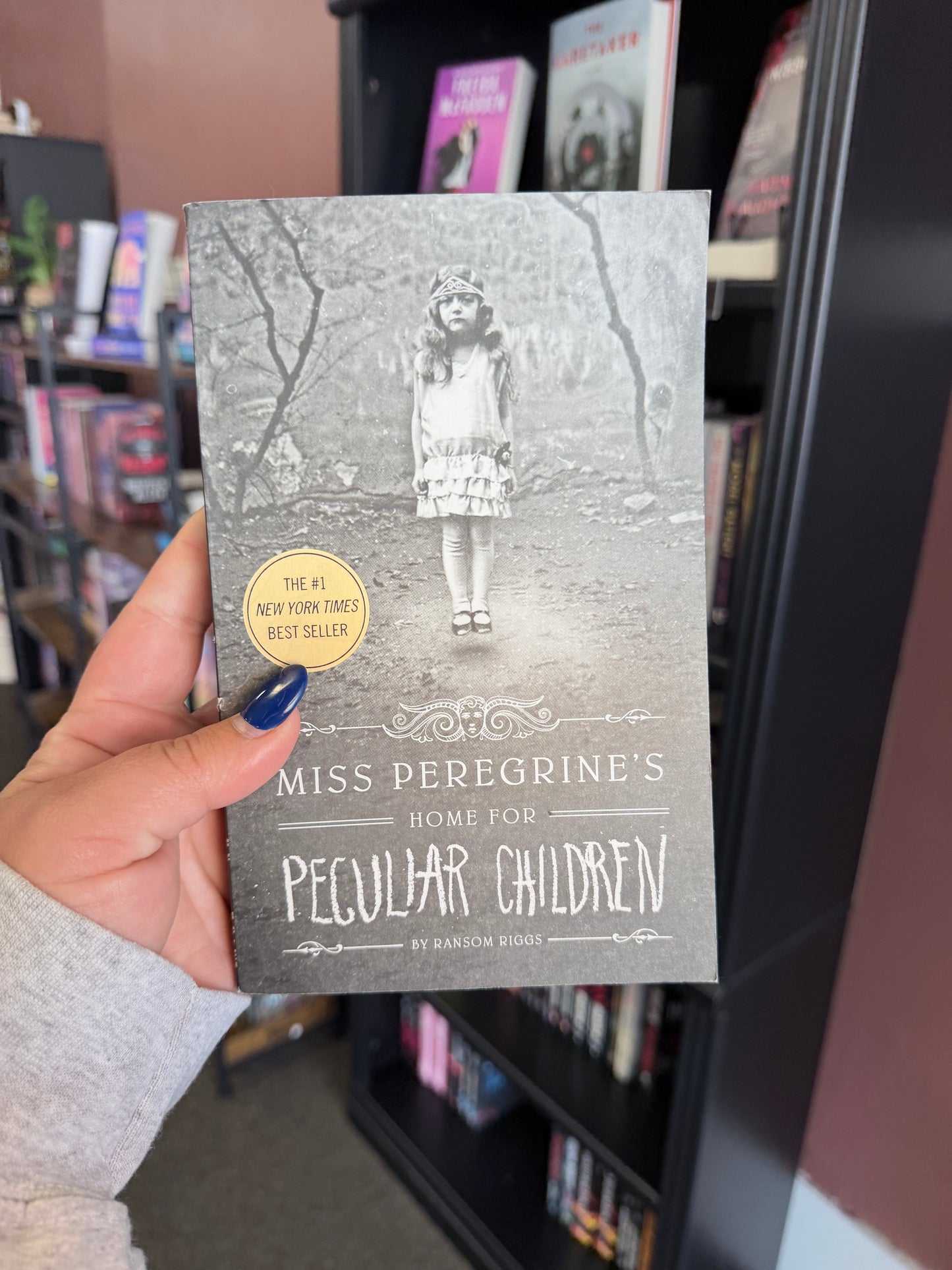 Miss Peregrine's Home For Popular Children by Ransom Riggs
